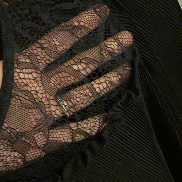 🆕 Zara pleated contrasting blouse - Picture 4 of 5